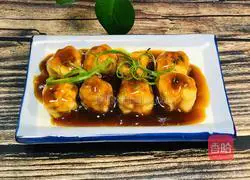 Illustration of how to stuff fried tofu with meat 11