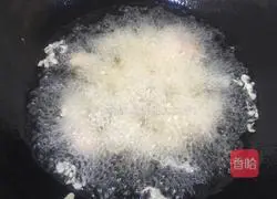 Illustration of how to make short crispy pork 13