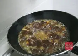 Illustration of making sweet and sour pork ribs 7