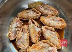 Illustration of how to make Coke chicken wings 1