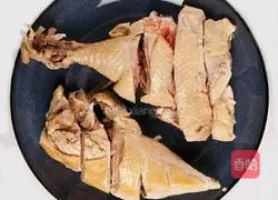 Cantonese style white-cut chicken recipe 1