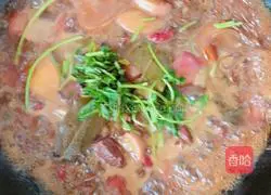 Illustration of how to make pork stewed vermicelli 8