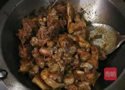 How to cook chicken in hot pot Illustration 6