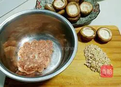 Illustration of how to make meat stuffed with mushrooms 4