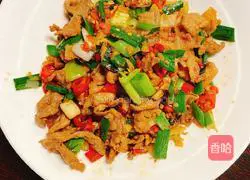 Illustration of home-cooked Hunan stir-fried pork 8