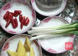 Illustration of braised pig's trotters 2