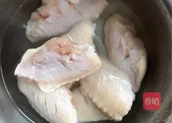 Illustration of how to cook eggs with potatoes in wings 1