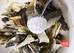 Illustration of how to make crispy shark skin 9