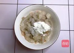 Illustration of how to make fried shrimps with green onions 2