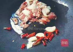 Illustration of how to make mushroom meat slices 3