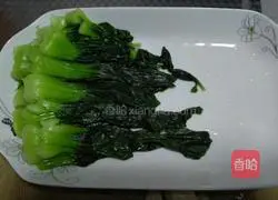 Illustration of how to stir-fry mushrooms with vegetables 3