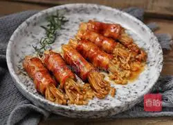 Illustration of how to make pan-fried bacon enoki mushroom rolls 11