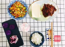 Recipe for making shredded pork in Beijing sauce 21