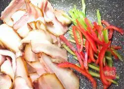 Sichuan - Illustration of Stir-fried Bacon with Walnut Flowers 10