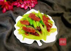 Illustration of how to make fried celery intestines 15