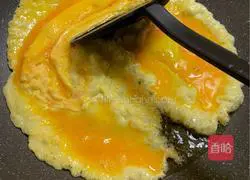 Illustration of how to make tomato scrambled eggs 6