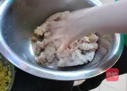 Illustration of how to make handmade fish balls 6