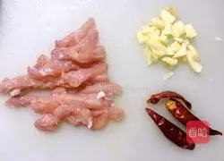 Illustration of how to stir-fry vermicelli with cabbage 4