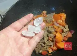 #Hebei hometown cuisine# Tomato stewed beef brisket illustration 14