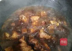 Soybean braised pig's feet recipe 18