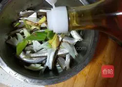 Illustration of how to make pan-fried fish 5