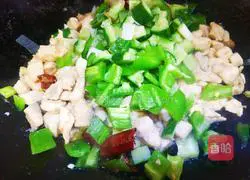 Illustration of how to make Kung Pao Chicken 11