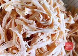 Illustration of how to make fat-reduced spicy chicken shreds 7