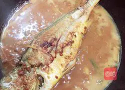 Illustration of how to cook yellow croaker with homemade sauce 13