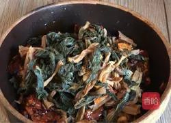 Illustration of how to make steamed pork ribs with black bean sauce 9