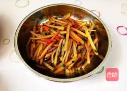 Illustration of how to make spicy and sour potato shreds 9