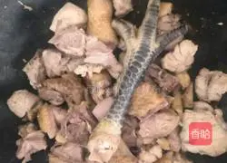 Illustration of how to make chicken stewed with mushrooms 3