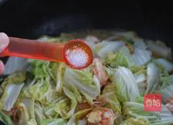 Illustration of how to cook Chinese cabbage and shrimps 7