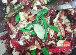 Illustration of how to make strange-tasting finger-sucking crayfish 12