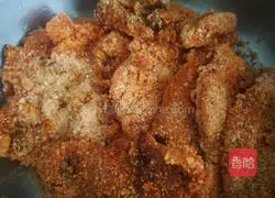 Illustration of how to make steamed pork with rice flour 7