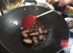 Illustration of how to fry bacon 3