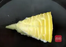 Tender bamboo shoots Illustration of how to make fried eggs 1