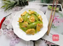 Illustration of how to make scrambled eggs with lettuce 12