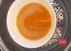 Illustration of how to make fried eggs 8