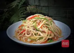 Illustration of how to make ginger pork shreds 10