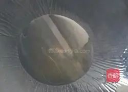 Illustration of braised crucian carp in braised soil 10