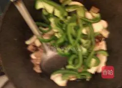 Illustration of how to stir-fry king oyster mushrooms 5