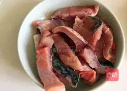 Illustration of how to make pan-fried fish cubes 2