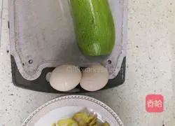 Zucchini scrambled eggs recipe 1