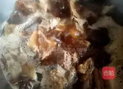 Illustration of how to make soy sauce bones 14