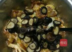 Illustration of how to make steamed chicken with mushrooms 4