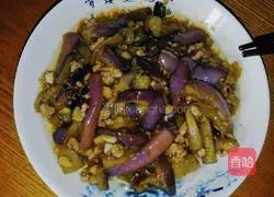 Illustration of braised eggplant with minced meat 7