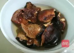 Illustration of how to make stuffed chicken with mushrooms 2