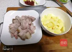 Illustration of braised pork (home-cooked version) 2