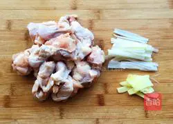 Illustration of how to make fried chicken nuggets 2