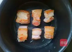 Illustration of how to make peach gum braised pork with low calorie and double meatiness 4